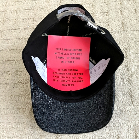 Mitchell & Ness Limited Edition "We The North" Cap - Picture 6 of 8